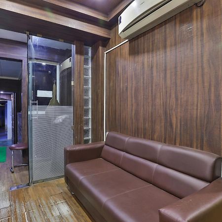 Hotel O Sri Balaji Residency 阿穆达巴 外观 照片