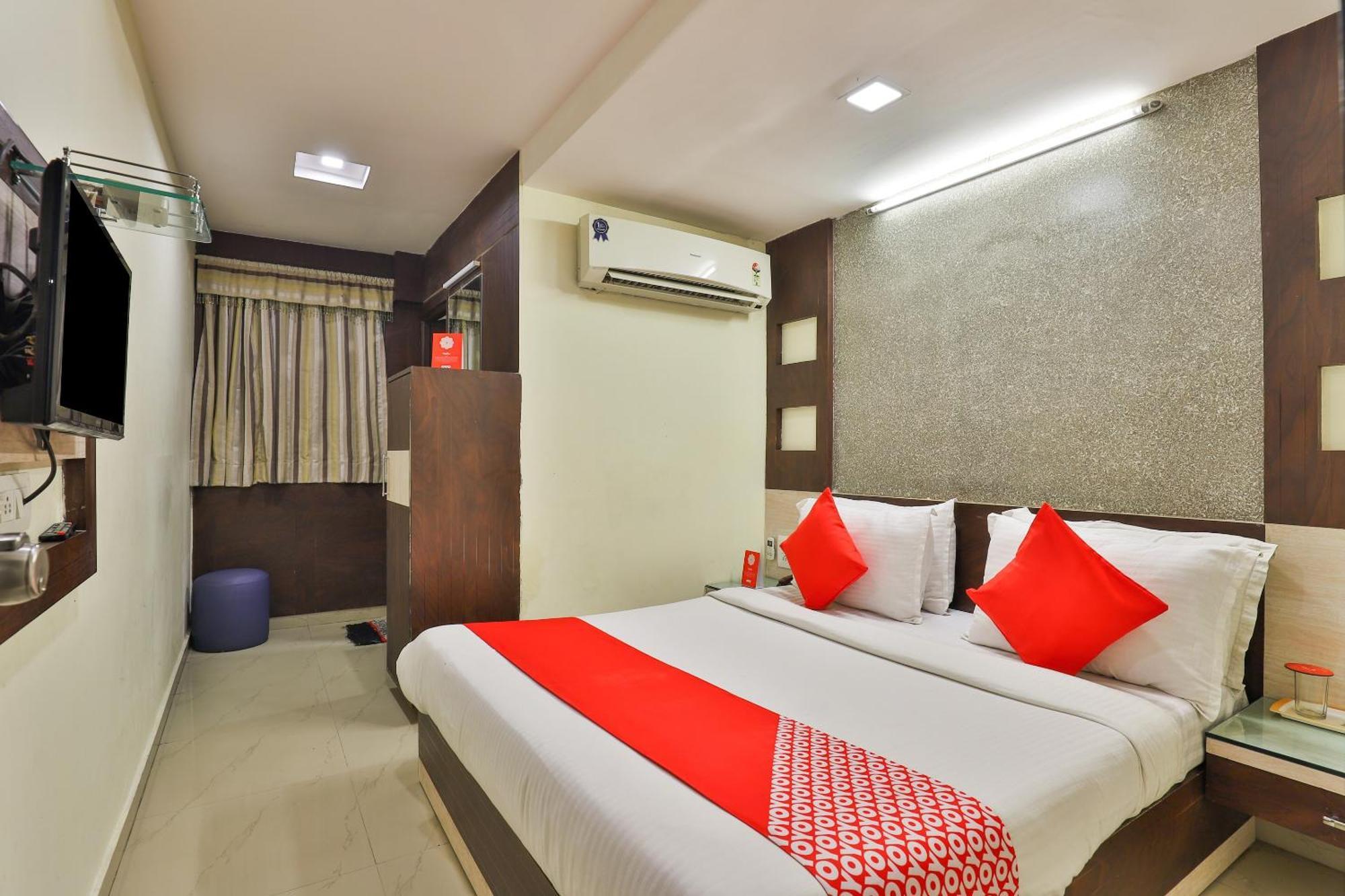 Hotel O Sri Balaji Residency 阿穆达巴 外观 照片