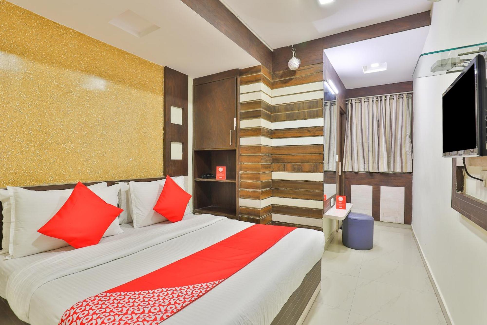 Hotel O Sri Balaji Residency 阿穆达巴 外观 照片